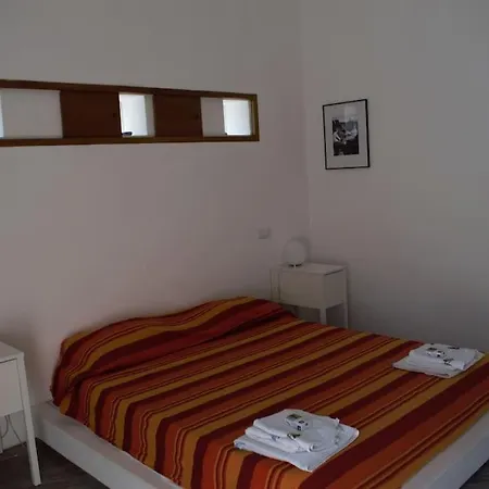 Moby Dick Super Panoramic * סטרומבולי