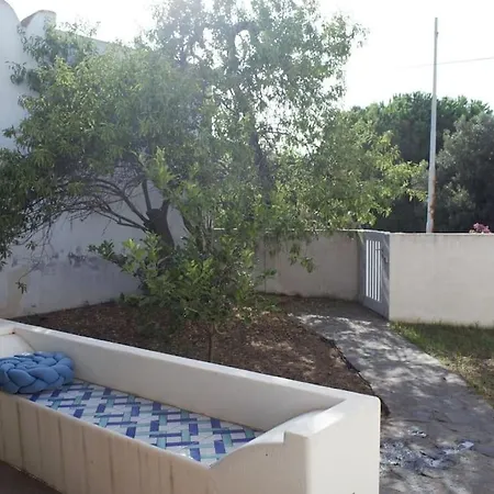 Moby Dick Super Panoramic Stromboli