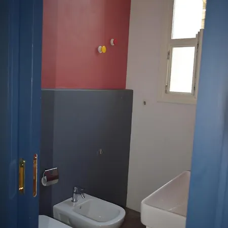 Moby Dick Super Panoramic Stromboli